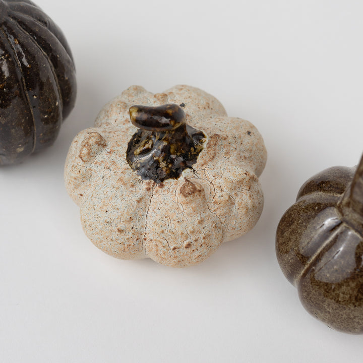 4" Stoneware Pumpkin