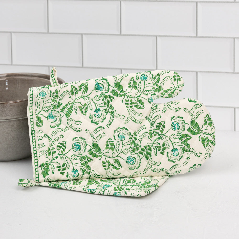 Emerald Gardenia Vine Oven Mitt