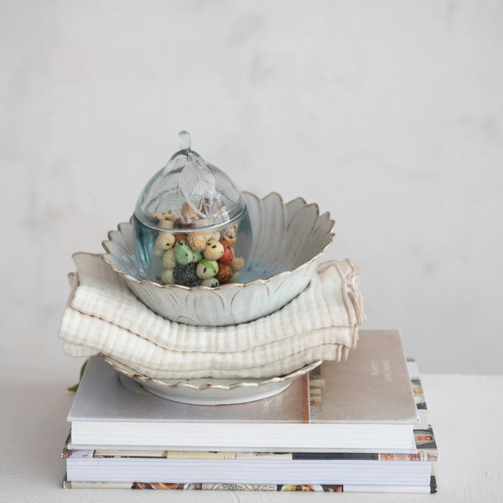 Flower Shaped Stoneware Plate