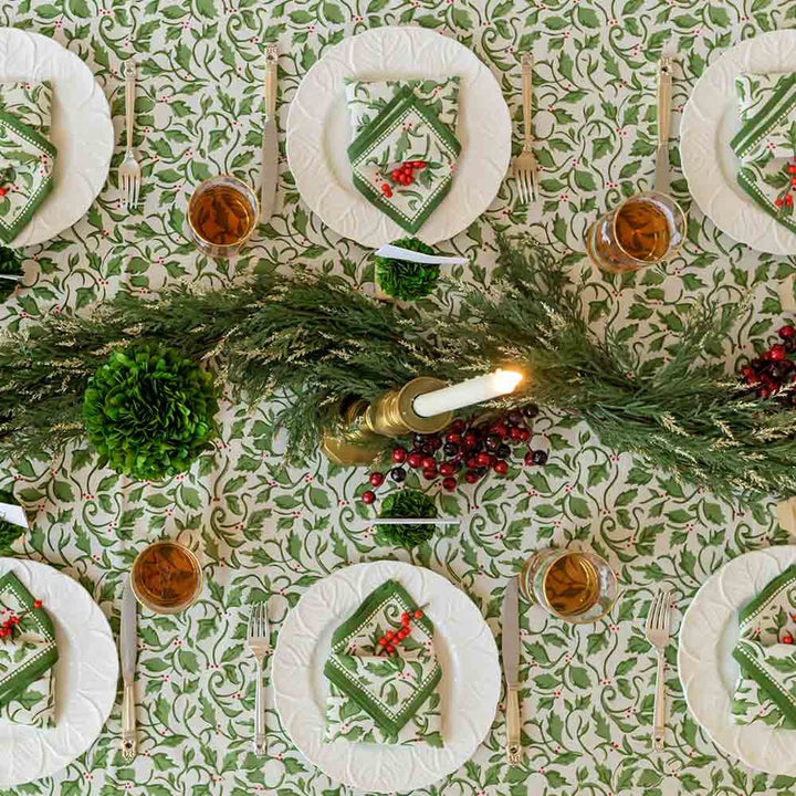 Holly Berry 90" Round Tablecloth