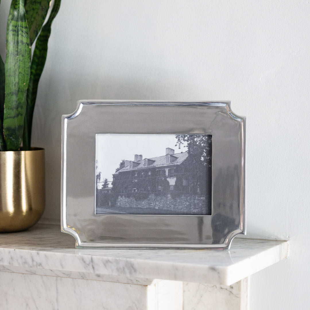 Linzee 5x7 Engravable Frame