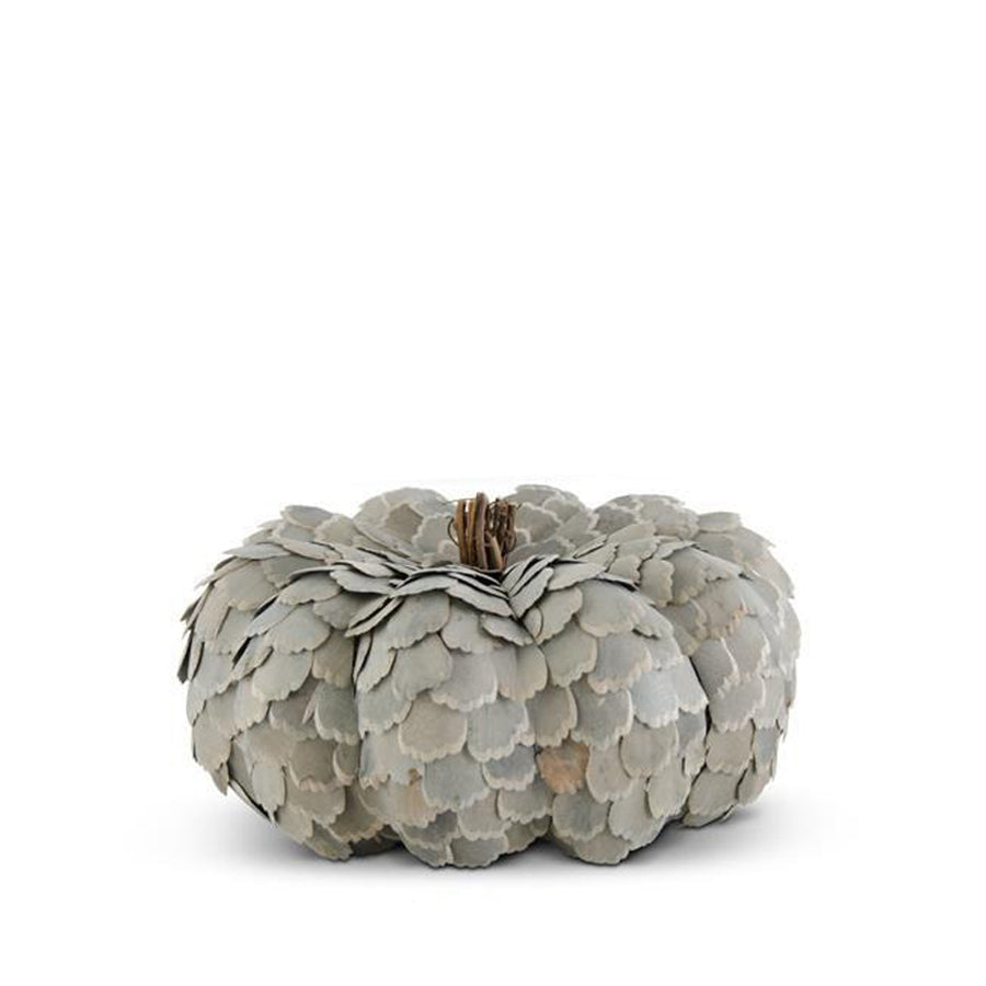 Sage Scalloped Woodchip Pumpkin