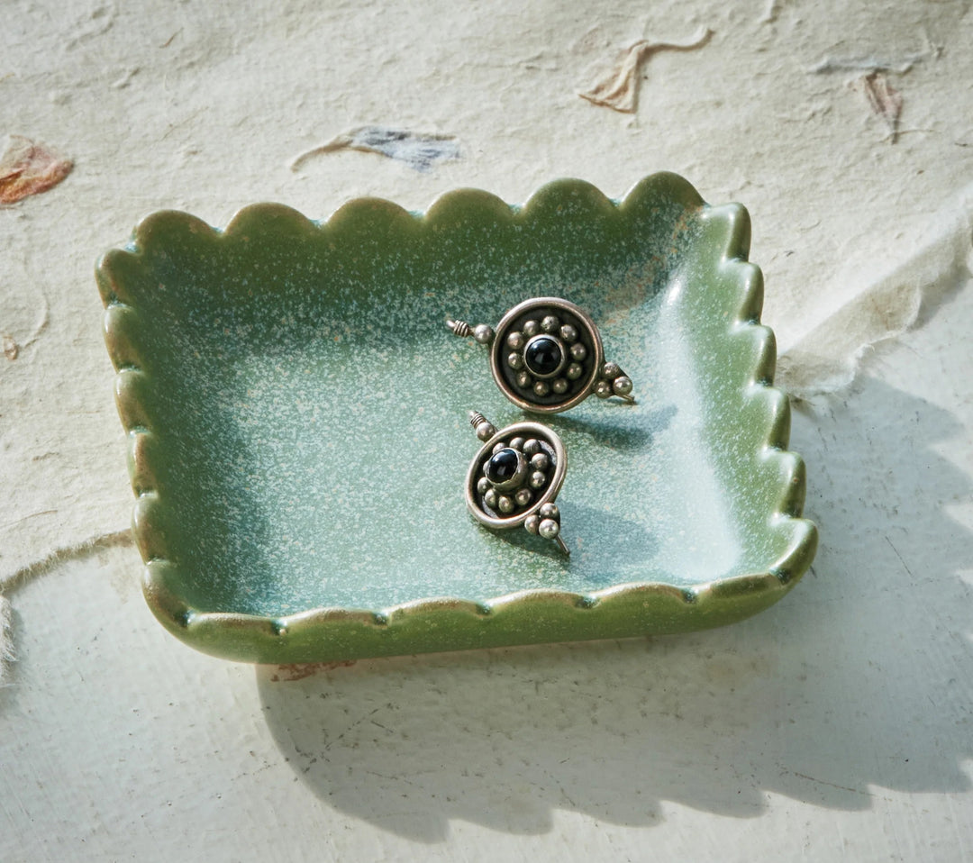 Scallop Edge Trinket Dish