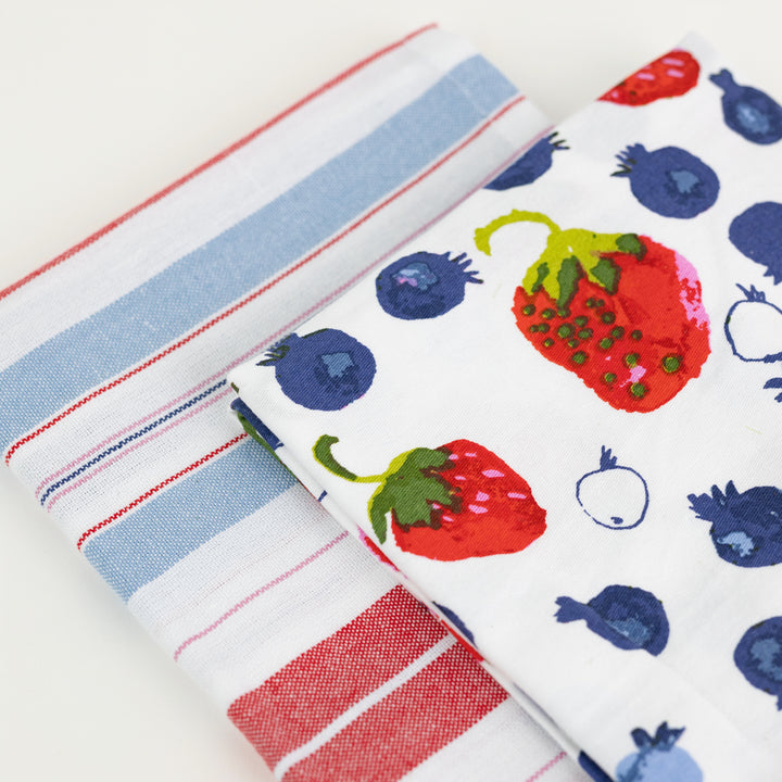 Tossed Berries Dishtowel Set